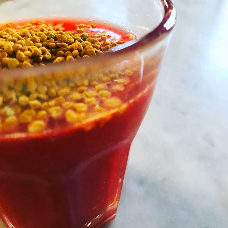 Succo d’arancia con polline